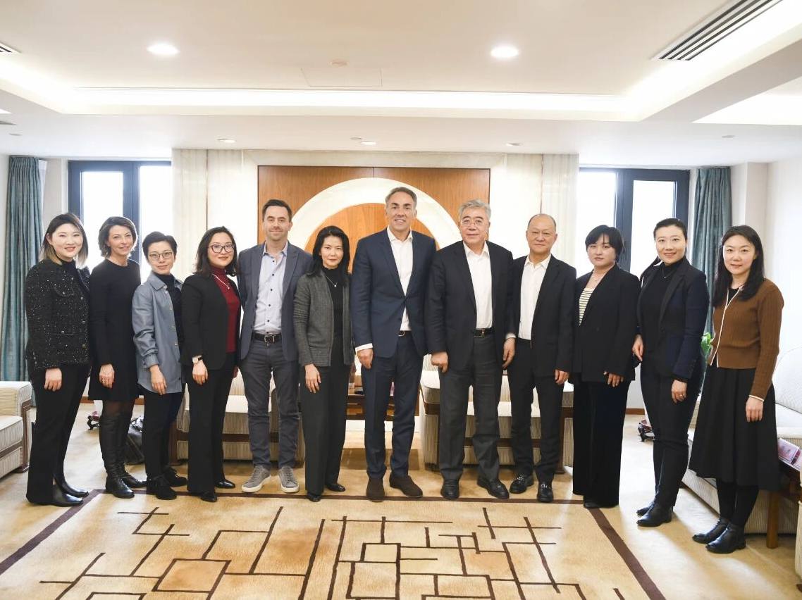 17697518371830467411138_853